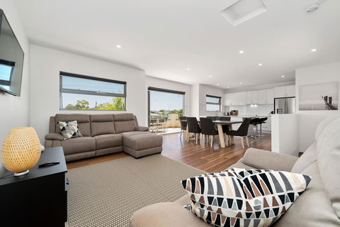 Rosewater Townhouses Dromana - Grafton Accommodation 0