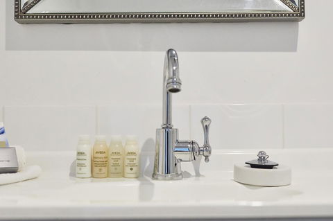 The Royal Hotel Mornington - Grafton Accommodation 7