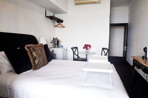 The Royal Hotel Mornington - Grafton Accommodation 10