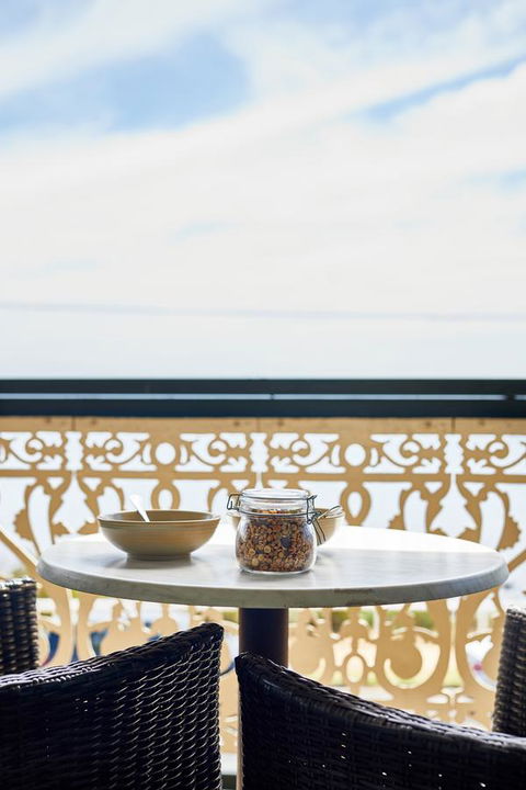 The Royal Hotel Mornington - Grafton Accommodation 6