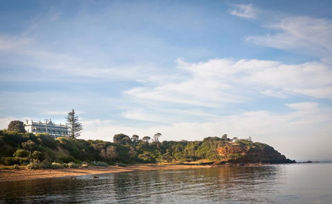 The Royal Hotel Mornington - Grafton Accommodation 23