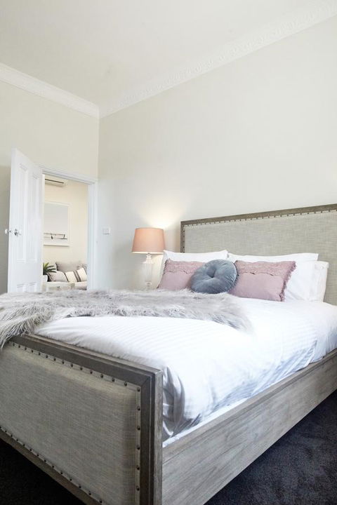 The Royal Hotel Mornington - Grafton Accommodation 41