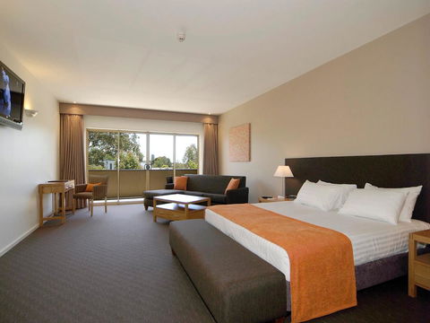 Mornington Hotel - Grafton Accommodation 24