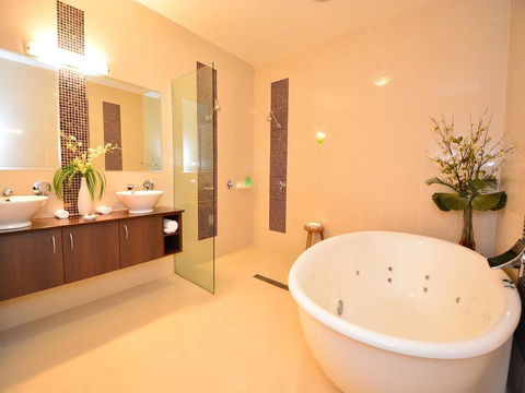 Mornington Hotel - Grafton Accommodation 25