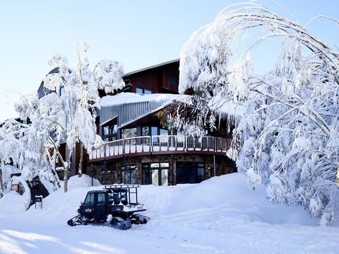 Astra Falls Creek - Grafton Accommodation 0
