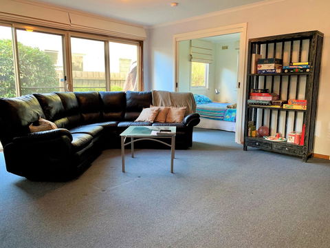 Island Family Holiday Retreat - Grafton Accommodation 3