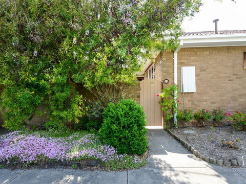 Boutique Stays Sandyside- Sandringham Villa Units - Grafton Accommodation 1
