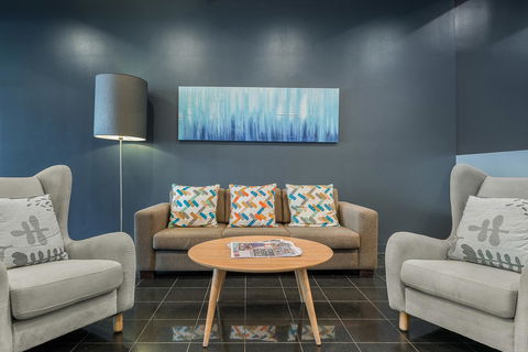 Mantra 100 Exhibition - Grafton Accommodation 1