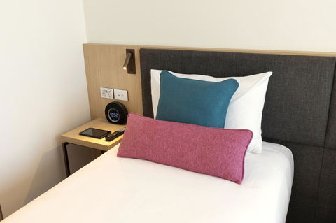 Ibis Melbourne Central - Grafton Accommodation 9