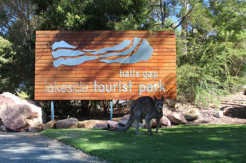 Halls Gap Lakeside Tourist Park - Grafton Accommodation 3