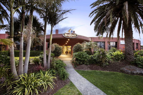 Nightcap At Seaford Hotel - Grafton Accommodation 5