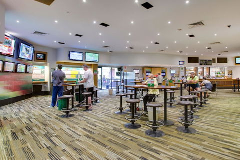 Nightcap At Seaford Hotel - Grafton Accommodation 40