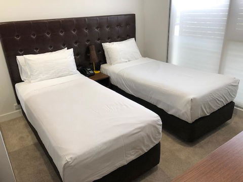 Whitehorse Apartments Hotel - Grafton Accommodation 6