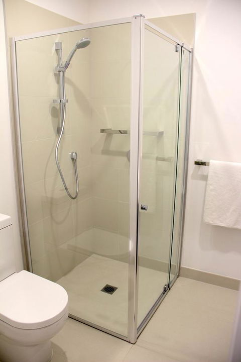 Whitehorse Apartments Hotel - Grafton Accommodation 24