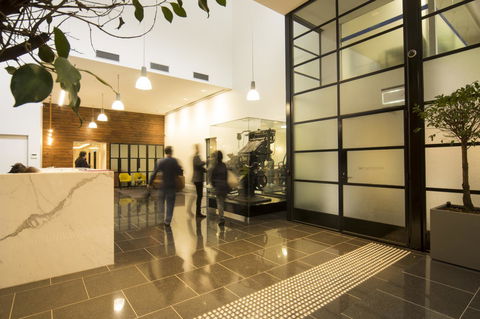 City Tempo - Lonsdale St - Grafton Accommodation 13