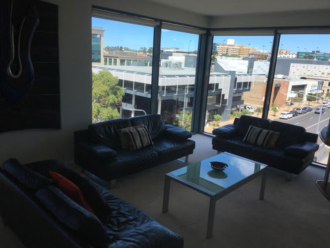 Geelong Waterfront Penthouse Apartment - Grafton Accommodation 9