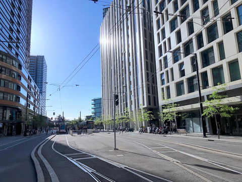 Pride Docklands Waterfront Apartment City View - Grafton Accommodation 4