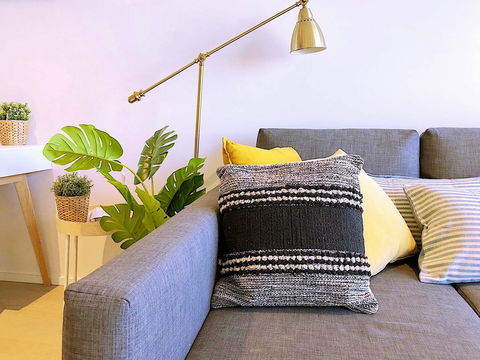 Pride Docklands Waterfront Apartment City View - Grafton Accommodation 33
