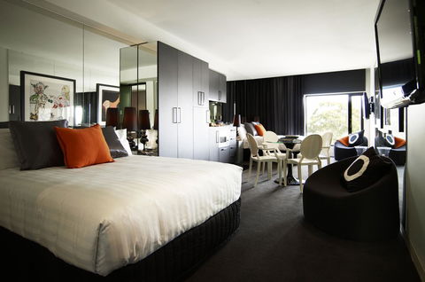 The Cullen Melbourne - Art Series - Grafton Accommodation 16