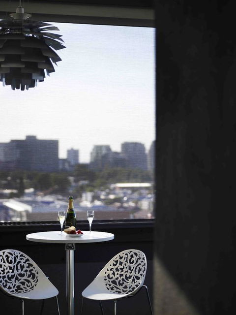 The Cullen Melbourne - Art Series - Grafton Accommodation 40