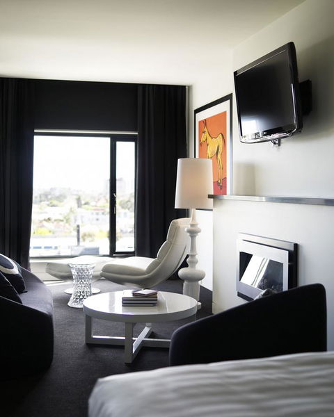 The Cullen Melbourne - Art Series - Grafton Accommodation 13