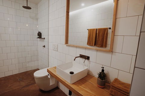 THE WAREHOUSE APARTMENTS - Grafton Accommodation 10