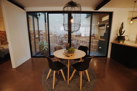 THE WAREHOUSE APARTMENTS - Grafton Accommodation 7