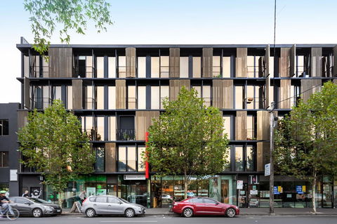 Modern Apartment In The Heart Of St Kilda - Grafton Accommodation 23