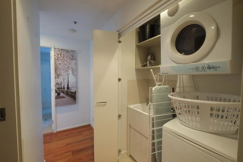 ACD Apartments - Grafton Accommodation 5