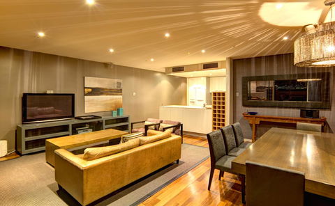 ACD Apartments - Grafton Accommodation 0