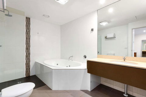 Quality Hotel Bayside Geelong - Grafton Accommodation 21