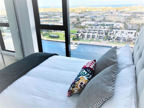 Melbourne Private Apartments - Collins Wharf Waterfront, Docklands - Grafton Accommodation 17