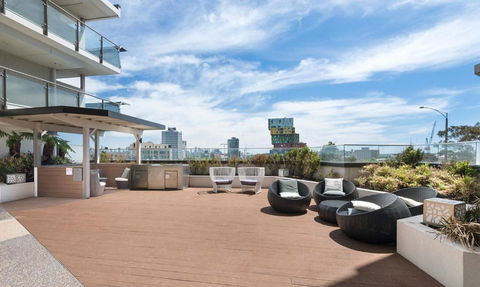 Breathtaking View Apartment With Gym & Sauna - Grafton Accommodation 2