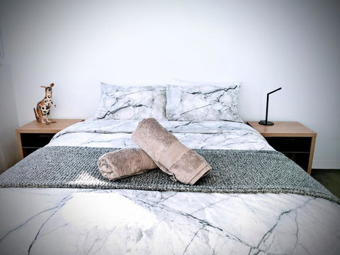 Breathtaking View Apartment With Gym & Sauna - Grafton Accommodation 7