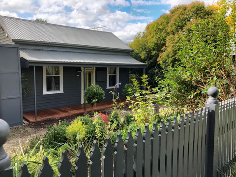 Cinta Cottage - Grafton Accommodation 2