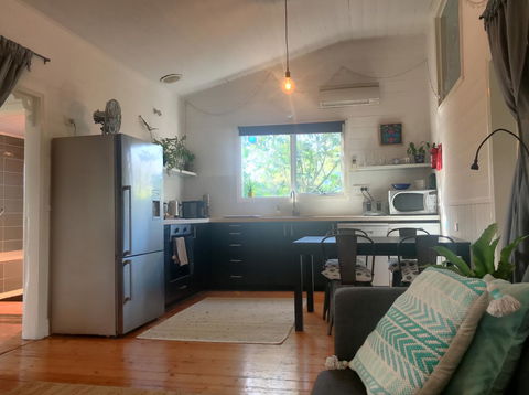 Cinta Cottage - Grafton Accommodation 3