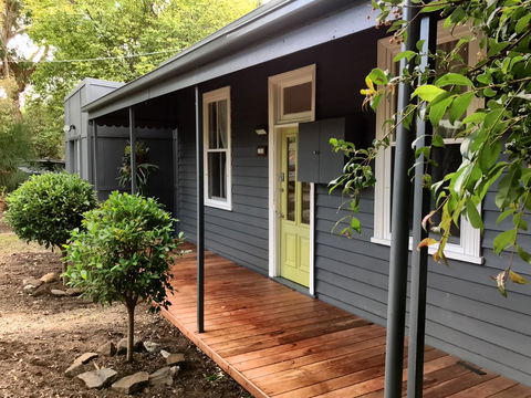 Cinta Cottage - Grafton Accommodation 1