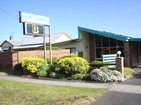 Pelicans Motel San Remo - Grafton Accommodation 0