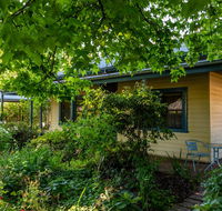 The Orchard House - Grafton Accommodation