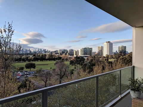 BestView St Kilda Spectacular Sunset Hideaway - Boutique Self-contained Luxury Apartment - Grafton Accommodation 2