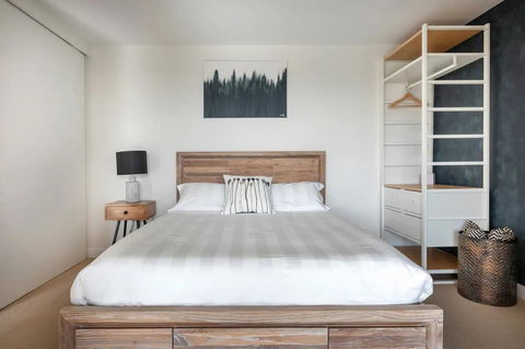 BestView St Kilda Spectacular Sunset Hideaway - Boutique Self-contained Luxury Apartment - Grafton Accommodation 13