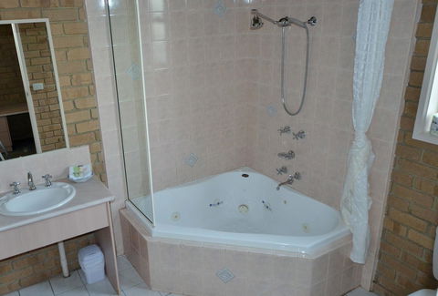 Tropicana Motor Inn - Grafton Accommodation 13