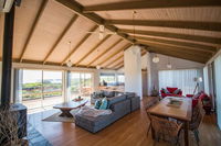 Book Peterborough Accommodation Vacations Grafton Accommodation Grafton Accommodation