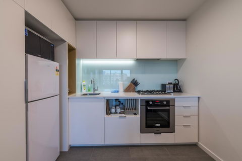 Guest House In Melbourne - Grafton Accommodation 3