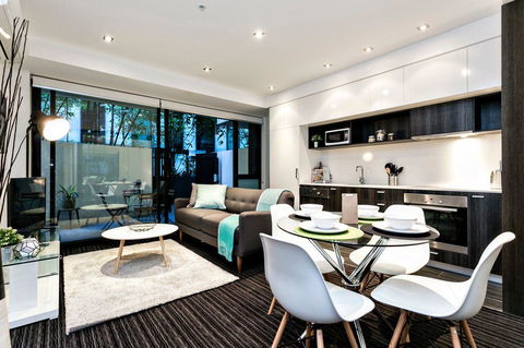 Complete Host Halo Apartments - Grafton Accommodation 23