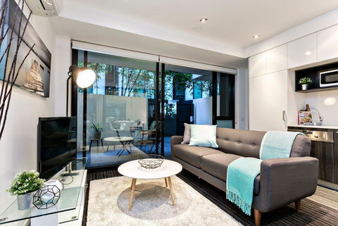 Complete Host Halo Apartments - Grafton Accommodation 13