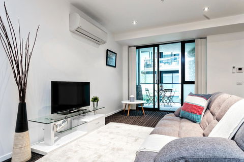 Complete Host Halo Apartments - Grafton Accommodation 25