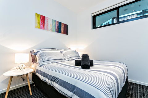 Complete Host Halo Apartments - Grafton Accommodation 38