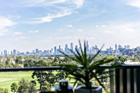 Complete Host Halo Apartments - Grafton Accommodation 0
