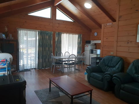 Kiramli Villas - Grafton Accommodation 5